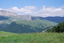 Montagnes verdoyantes à Vars