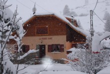 La Pierre Dure sous la neige à Vars